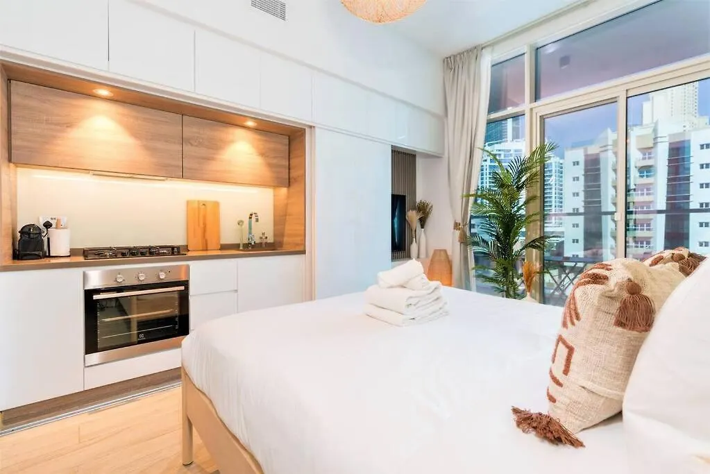 Elegant Studio Apartment Near Jbr Dubai United Arab Emirates