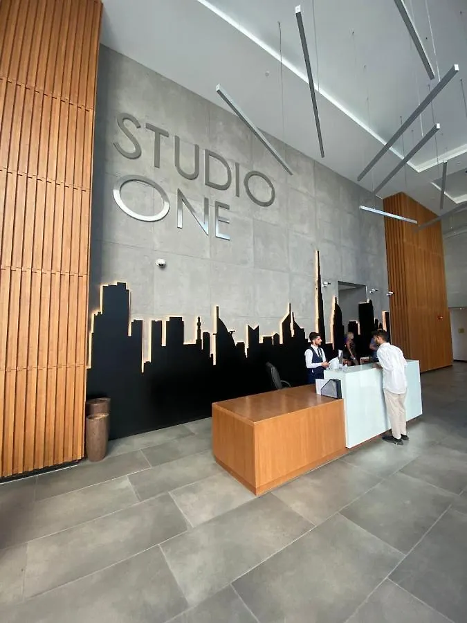 Elegant Studio Apartment Near Jbr Dubai 0*,