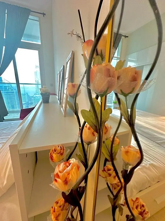 Elegant Studio Apartment Near Jbr Dubai United Arab Emirates
